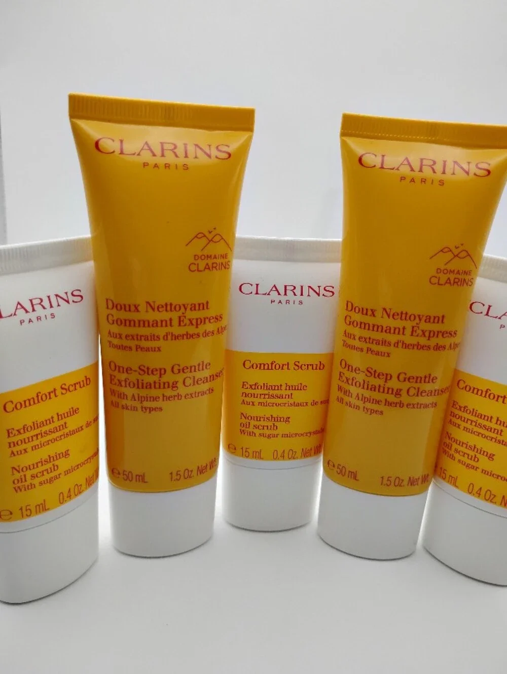 2 Clarins One-Step Gentle Exfoliating Cleanser & 3 Comfort Scrub Nourishing Oil